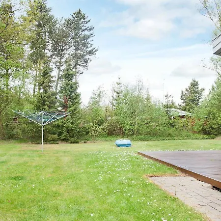 펜션 Four-bedroom Holiday In Vaeggerlose 4 Bøtø By
