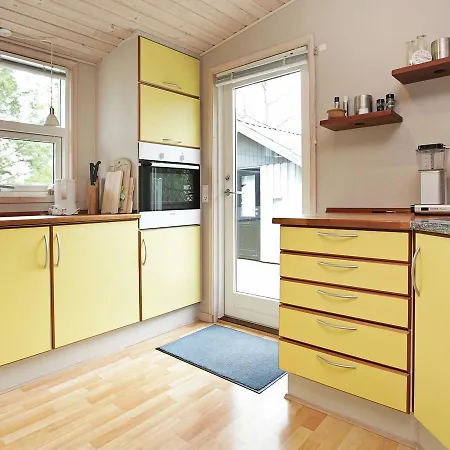 Four-bedroom Holiday In Vaeggerlose 4 Bøtø By